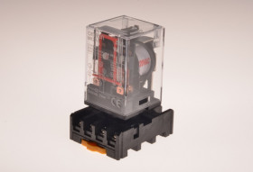 Przekaźnik OMRON MK2P-I ( R15 2P ) / 230V AC