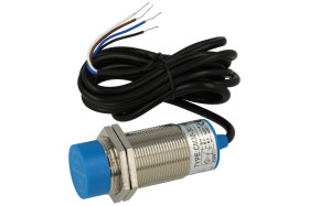 Czujnik; pojemnościowy; CM30-3015PC; PNP; NO/NC; 15mm; 6÷36V; DC; 300mA; cylindryczny metalowy; fi 30mm; 60mm; wysunięty; z prze