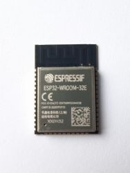 ESP32-WROOM-32E (4MB)