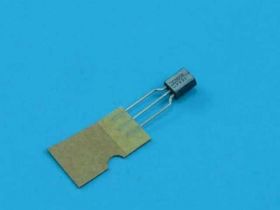 BC-560B PNP 0,1A/30V/0,5W TO-92 100SZT
