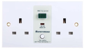 Gniazdo z wyłącznikiem różnicowoprądowym, 13A, BS 1363, BS 7288, l. ścieżek: 2, Pasywny, 30mA, Montaż wpuszczany, 230V