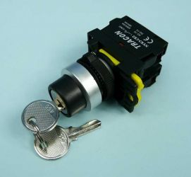 NYK3-K24 5A/230VAC 1xNO/1xNC Z KLUCZEM