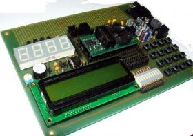 Płytka edu z LPC2103 - ARE0051