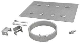 Opaska zaciskowa OZB2 z blachą montażową 194x144mm o montażu obudowy hermetycznej do słupa/masztu