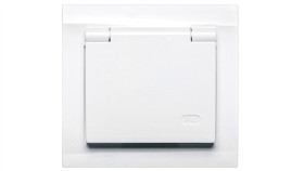 Kier Gniazdo Bryzgoszczelne Z/U Ip44 Z Przesłonami Klapka Biała Gph-1Wzp/00/W