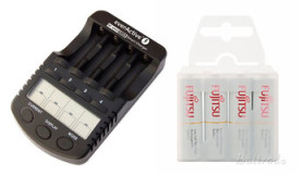 ładowarka everActive NC-1000 PLUS + 4 x R6/AA Fujitsu 2000mAh