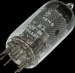 PF83 Electron tube, pentode, Noval, 9-pin, 300 mA