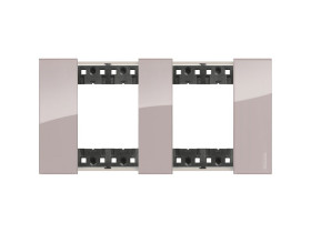 LIVING NOW Ramka 2x2 moduły - aura KA4802M2DM LEGRAND