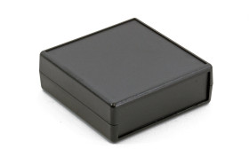 Obudowa urządzeń elektronicznych ABS wysokość zew: 27 mm szerokość zew: 74 mm długość zew: 75 mm 75 x 74 x 27mm