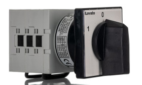 Przełącznik krzywkowy 3-pozycyjny Lovato 3PDT 1, 3 60° 20A GX20 690V ac