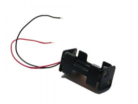 Koszyk na baterie 4xR3 AAA z przewodami