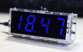 Zegar LED z czujnikiem temperatury światła obudową - zestaw do montażu niebieski