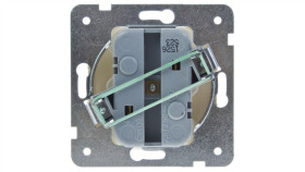 Karo Gniazdo Potrójne B/U 2.5A Euro Ecru Perłowy Gp-3S/M/42