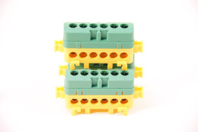 Listwa przyłączeniowa izolowana DIN PE LPI-6 6X16MM2 ZIELONA POKÓJ