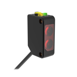 Czujniki fotoelektryczne Banner PNP zakres 200 mm