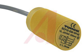 Czujnik zbliżeniowy M30 Pojemnościowy 15 mm Turck Wpuszczany 10 → 65 V DC długość 63mm Gwintowany