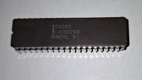 D8203 DRAM Controller Ceramic