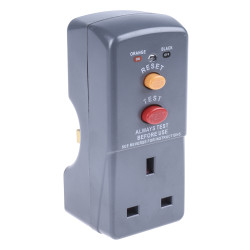 Wtyczka z zabezpieczeniem RCD 40ms 30mA 13A 240 V AC