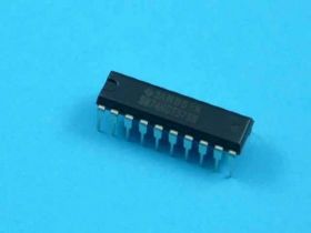 74HCT-573 DIP-20 UKŁAD