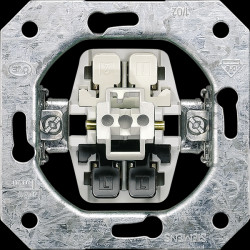 5TA2117 DELTA switch, device insert, flush fitted, intermediate switch 1