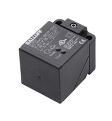 Czujnik zbliżeniowy M12 Indukcyjny 25 mm BALLUFF Niewpuszczany 10 → 30 V DC długość 40mm w obudowie prostokątnej
