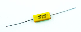 1uF / 250V Kondensator poliestrowy osiowy
