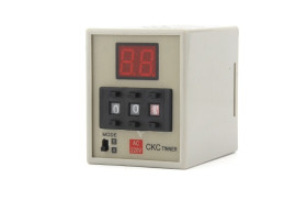 Przekaźnik czasowy Timer AH3D-DM / 230VAC / 5A