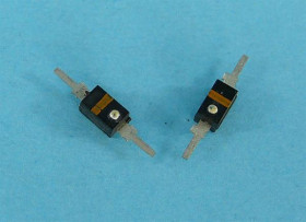 BB-105A 2,3-2,8pF VARICAP