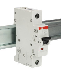 Wyłącznik nadprądowy MCB, Typ D, 1-biegunowy, 20A, 253V, 72V, na szynę DIN, ABB S201-D20, S200