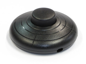Przełącznik przelotowy nożny XX-315 2A/250V czarny