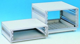 Obudowa do montażu w szafie, 3U