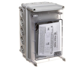 Skrzynka zabezpieczeniowa z pokrywą uchylną SB 3x32A bez dławnic 9224-000