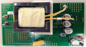 Zestaw uruchomieniowy Power Integrations Zasilacz Zestaw uruchomieniowy Szeroki zakres wejść dla motoryzacji