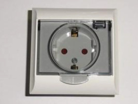 Gniazdo elektryczne p/t z uziem. Schuko GWP-142PH