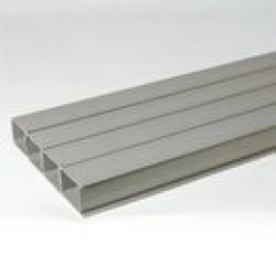 Kanał podłogowy PCW 200x28 /4 przedziały/ 089663 /3x2m/