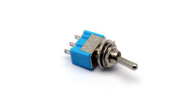 Dwupozycyjny przełącznik MTS-102