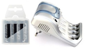 ładowarka N8168N + 4 x R6/AA Eneloop 2550mAh BK-3HCCE/4T (box)