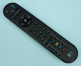 PILOT TV LG AKB-30377802 CN