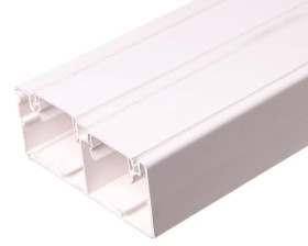 Simon Connect Kanał kablowy dwukomorowy Cabloplus PVC 130x55mm K45 czysta biel TK12102/9 /2m/ /opak.=12mb/