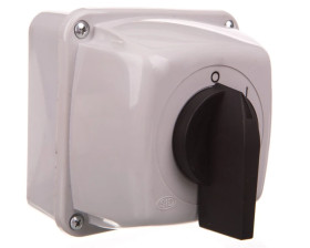 Łącznik krzywkowy 0-1 25A w obudowie IP65 ŁUK 25-13 922506