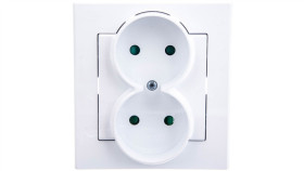 Sonata Gniazdo Podwójne Z Przesłonami Torów Prądowych, Kompletne Z Ramką...