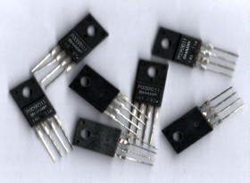 PQ05RD11 5V TO-220/4 IZOLOWANY STABILIZATOR Z RESETEM