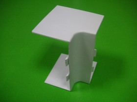 Narożnik wewnętrzny do listwy elektroinstalacyjnej NW 17x15 68186