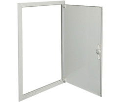 fw2 Rama maskująca z drzwiami do obudów p/t dla FW524FT FW524FD HAGER