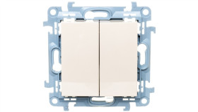Simon 10 Łącznik Świecznikowy 10Ax Ip44 Kremowy Cw5b.01/41