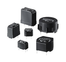 Dławik skompensowany 700 μH I maks. 4 A 300V