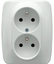 KOS66 Gniazdo podwójne z/u z niezamiennością faz kompletne białe 660437