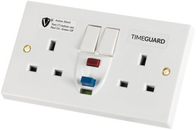 Timeguard Gniazdo z wyłącznikiem różnicowoprądowym, 30 A, BS1363, l. ścieżek: 1, Aktywny, 30 mA Plastikowy, 230 V