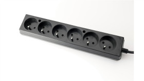 Gniazdo Przenośne Sześciokrotne 16A 2P+Z 250V Czarne Gn-670