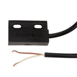 Comus PSB130/30 SPNC Reed Proximity Switch